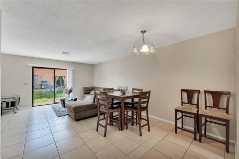 Apartment in Kissimmee, Florida 2 bedrooms, 101.08 sq.m. № 2213673 - photo 9