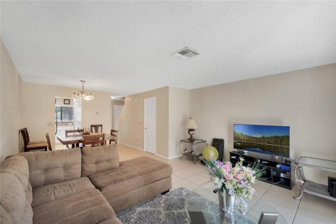 Apartment in Kissimmee, Florida 2 bedrooms, 101.08 sq.m. № 2213673 - photo 6