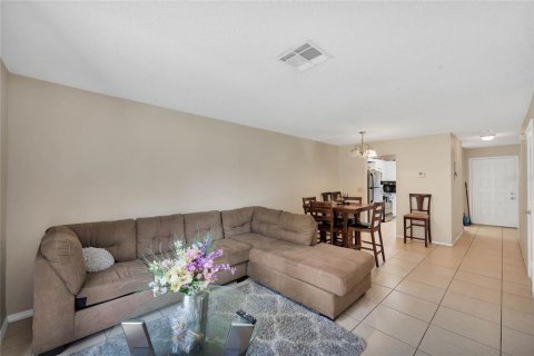 Apartment in Kissimmee, Florida 2 bedrooms, 101.08 sq.m. № 2213673 - photo 5