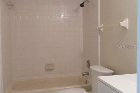 Apartment in Kissimmee, Florida 2 bedrooms, 101.08 sq.m. № 2213673 - photo 15