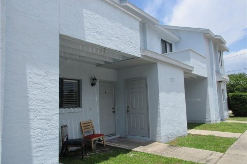 Apartment in Kissimmee, Florida 2 bedrooms, 101.08 sq.m. № 2213673 - photo 2