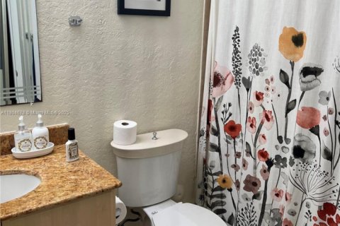 Condo in West Palm Beach, Florida, 2 bedrooms  № 1792528 - photo 19