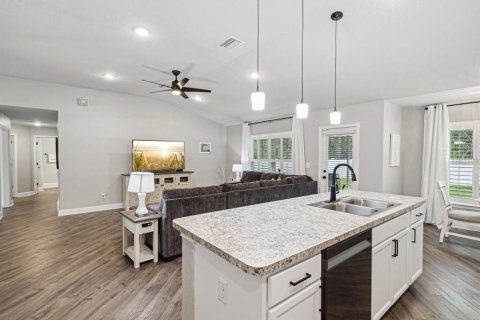 Casa en venta en Homosassa, Florida, 4 dormitorios, 201.6 m2 № 1914810 - foto 8