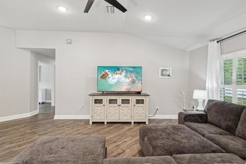 Casa en venta en Homosassa, Florida, 4 dormitorios, 201.6 m2 № 1914810 - foto 6