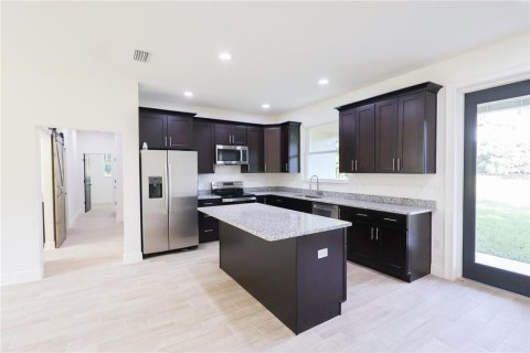 Casa en venta en Ocala, Florida, 3 dormitorios, 156.54 m2 № 1796187 - foto 3