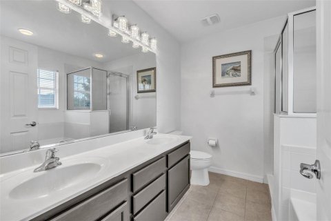 Townhouse in Orlando, Florida 4 bedrooms, 139.73 sq.m. № 1740469 - photo 18
