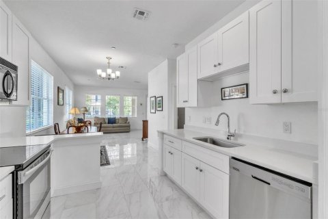 Townhouse in Orlando, Florida 4 bedrooms, 139.73 sq.m. № 1740469 - photo 13