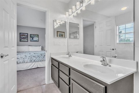 Townhouse in Orlando, Florida 4 bedrooms, 139.73 sq.m. № 1740469 - photo 19