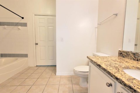 Condo in Orlando, Florida, 3 bedrooms  № 2222148 - photo 12