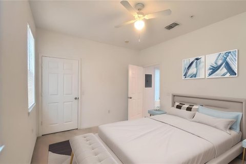 Condo in Orlando, Florida, 3 bedrooms  № 2222148 - photo 4