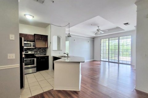 Condo in Orlando, Florida, 3 bedrooms  № 2222148 - photo 13