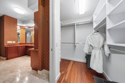 Condo in Fort Lauderdale, Florida, 4 bedrooms № 2174318 - photo 29