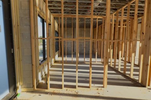 House in Port Charlotte, Florida 4 bedrooms, 358.51 sq.m. № 1602121 - photo 4