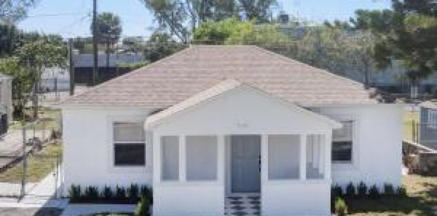 Casa en West Palm Beach, Florida 3 dormitorios, 94.3 m2 № 2434127
