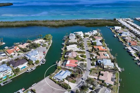 House in Longboat Key, Florida 3 bedrooms, 210.14 sq.m. № 1518186 - photo 3