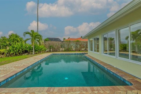 House in Longboat Key, Florida 3 bedrooms, 210.14 sq.m. № 1518186 - photo 21