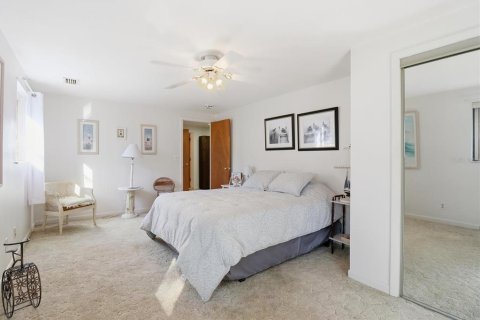 House in Floral City, Florida 3 bedrooms, 227.8 sq.m. № 2138925 - photo 20