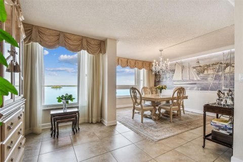 Condo in Dunedin, Florida, 3 bedrooms  № 1647679 - photo 14