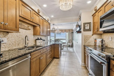 Condo in Dunedin, Florida, 3 bedrooms  № 1647679 - photo 29