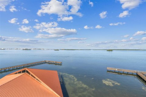 Condo in Dunedin, Florida, 3 bedrooms  № 1647679 - photo 10