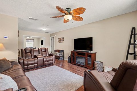 Casa en venta en Palm Harbor, Florida, 4 dormitorios, 158.49 m2 № 2112753 - foto 14