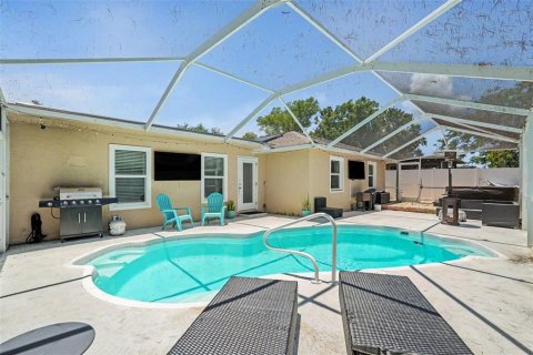 Casa en venta en Palm Harbor, Florida, 4 dormitorios, 158.49 m2 № 2112753 - foto 4