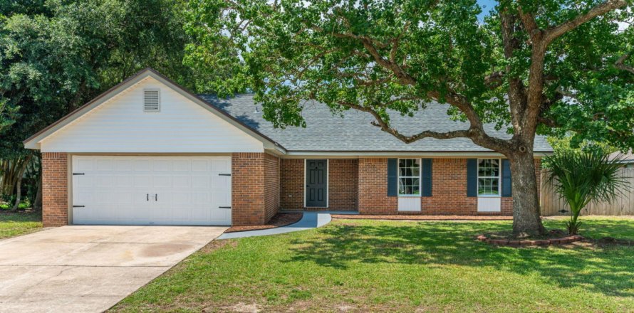 Casa en Navarre, Florida 3 dormitorios, 140.56 m2 № 590324