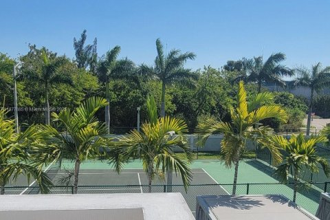 Condominio en alquiler en Doral, Florida, 221.01 m2 № 2012147 - foto 21