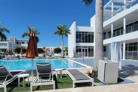 Condominio en alquiler en Doral, Florida, 221.01 m2 № 2012147 - foto 10