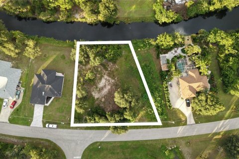Terrain à Englewood, Floride № 2383650