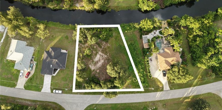 Terrain à Englewood, Floride № 2383650