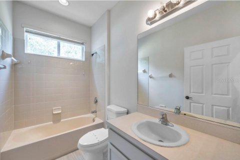 House in Parrish, Florida 5 bedrooms, 240.62 sq.m. № 1722635 - photo 15