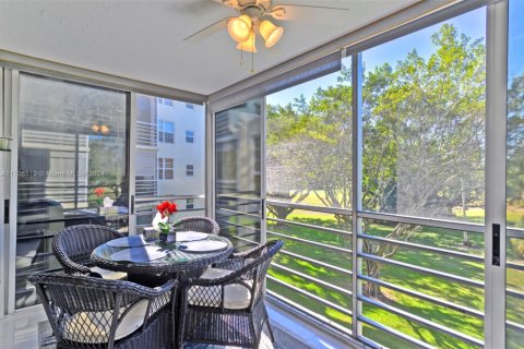 Copropriété à vendre à Pompano Beach, Floride: 3 chambres, 150.5 m2 № 1977913 - photo 30