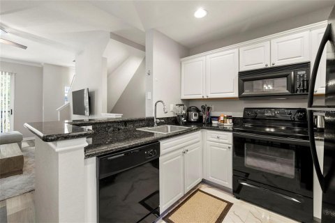 Copropriété à louer à Tampa, Floride: 1 chambre, 81.85 m2 № 2166087 - photo 8
