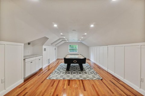 House in Gainesville, Florida 4 bedrooms, 384.8 sq.m. № 1832069 - photo 26