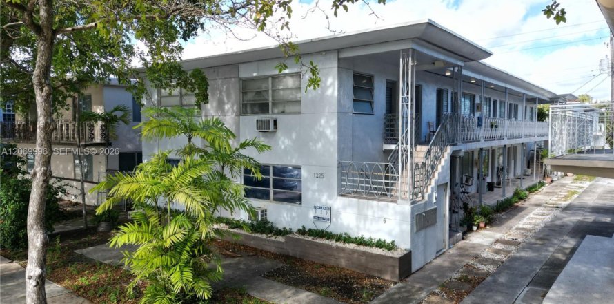 Studio à Miami Beach, Floride № 2295852