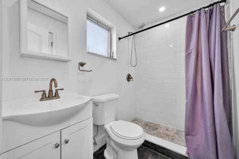 Купить кондоминиум в Майами, Флорида 2 спальни, 65.59м2, № 2075155 - фото 10
