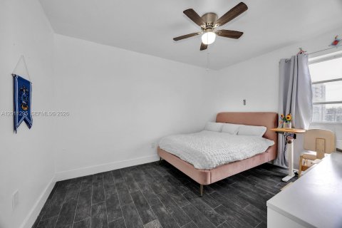 Купить кондоминиум в Майами, Флорида 2 спальни, 65.59м2, № 2075155 - фото 9