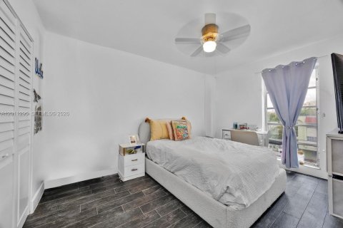 Купить кондоминиум в Майами, Флорида 2 спальни, 65.59м2, № 2075155 - фото 8