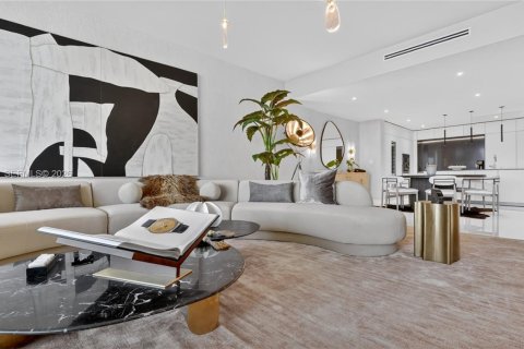 Снять в аренду кондоминиум в Майами, Флорида 3 спальни, 328.5м2, № 2145870 - фото 19