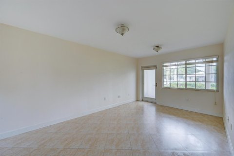 Appartement à louer à Pompano Beach, Floride: 1 chambre, 65.03 m2 № 2262141 - photo 6