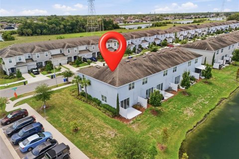 Townhouse in Riverview, Florida 3 bedrooms, 146.41 sq.m. № 2107612 - photo 25