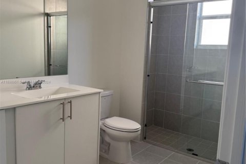 Villa ou maison à louer à Miami, Floride: 4 chambres № 1960084 - photo 12