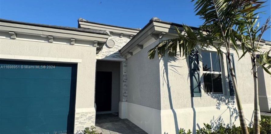 Villa ou maison à Miami, Floride 4 chambres № 1960084