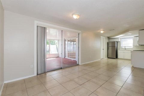 Casa en alquiler en Holiday, Florida, 3 dormitorios, 120.59 m2 № 1598429 - foto 6