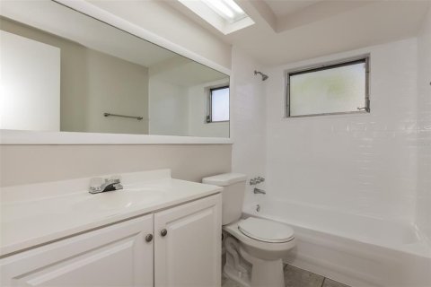 Casa en alquiler en Holiday, Florida, 3 dormitorios, 120.59 m2 № 1598429 - foto 15