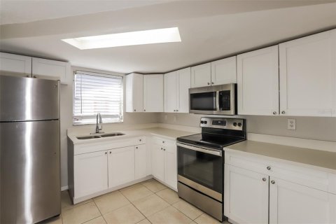 Casa en alquiler en Holiday, Florida, 3 dormitorios, 120.59 m2 № 1598429 - foto 9