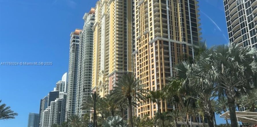 Condo in Sunny Isles Beach, Florida, 1 bedroom № 1706077