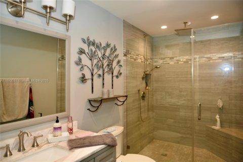 Casa en venta en Miami, Florida, 3 dormitorios, 154.03 m2 № 1945732 - foto 14