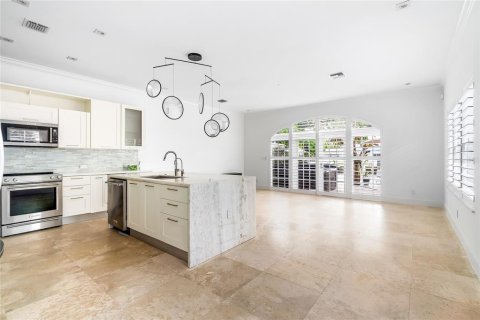 Touwnhouse à vendre à Fort Lauderdale, Floride: 3 chambres, 265.33 m2 № 2373827 - photo 9